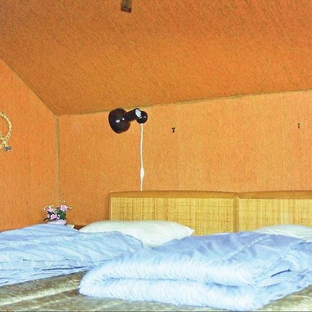 3 Bedroom Beautiful Home In Kristdala Malghult 외부 사진